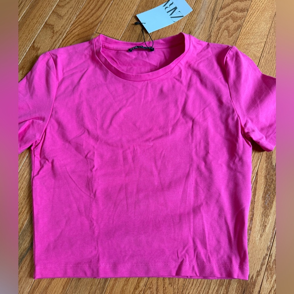 Fuchsia Zara T-shirt size medium